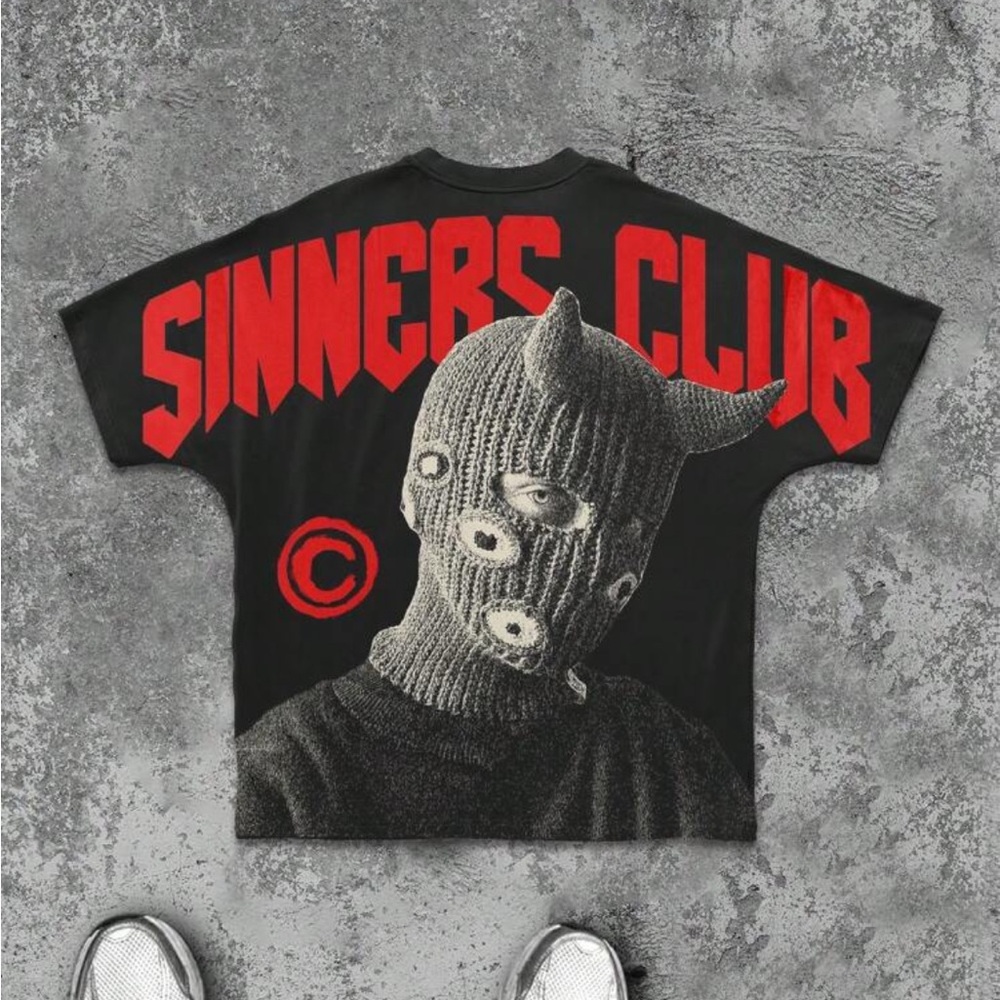 Sinners Club Graphic T-Shirt - Black/Red
